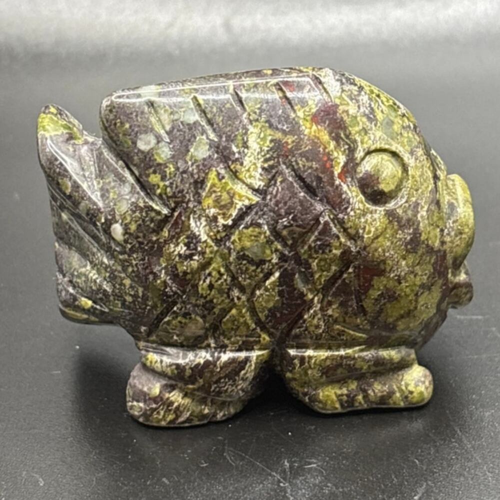 Cute Dragons Blood Crystal Fish Carving!